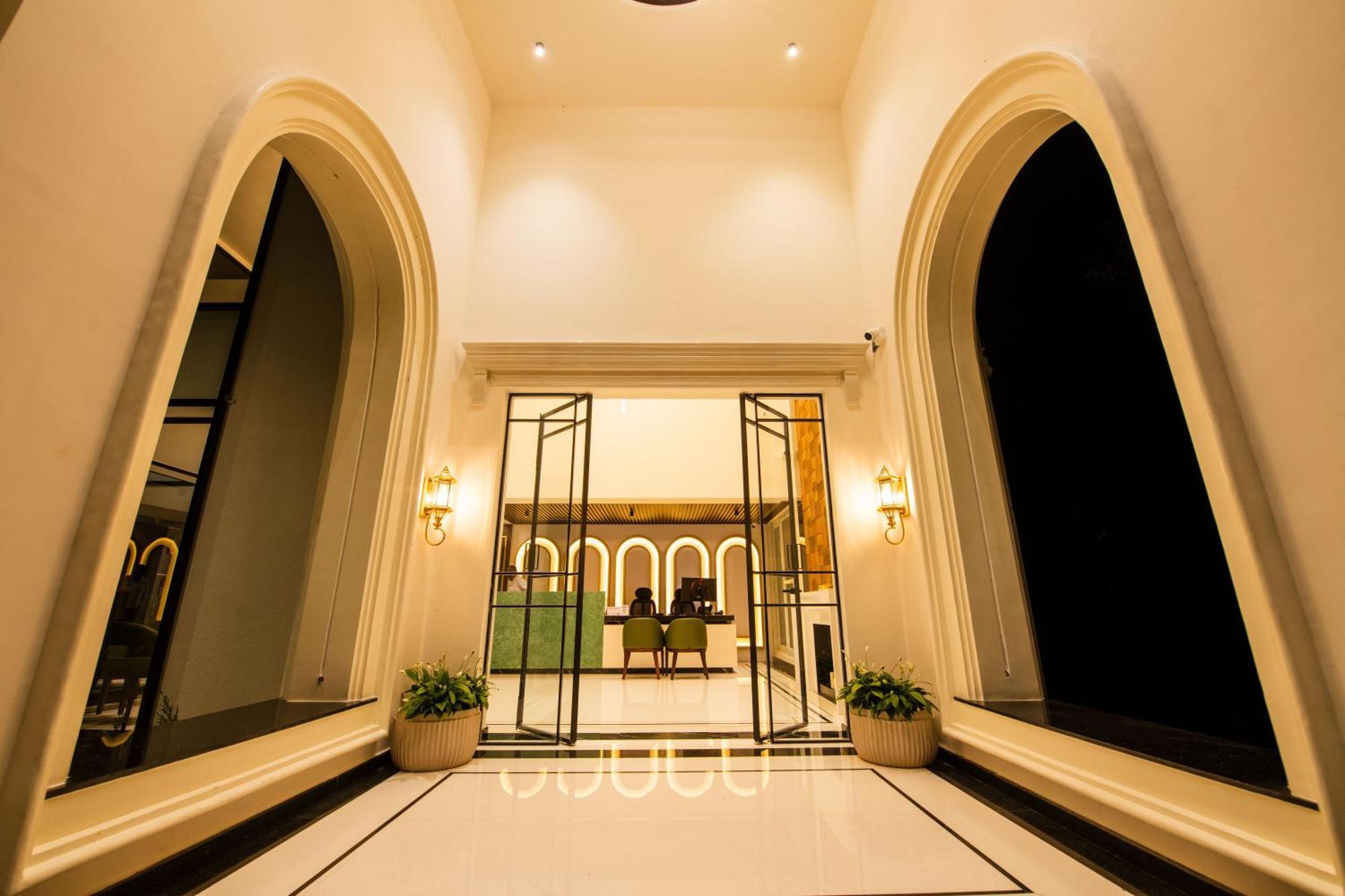 Hotel Mysore Radiance Exterior foto