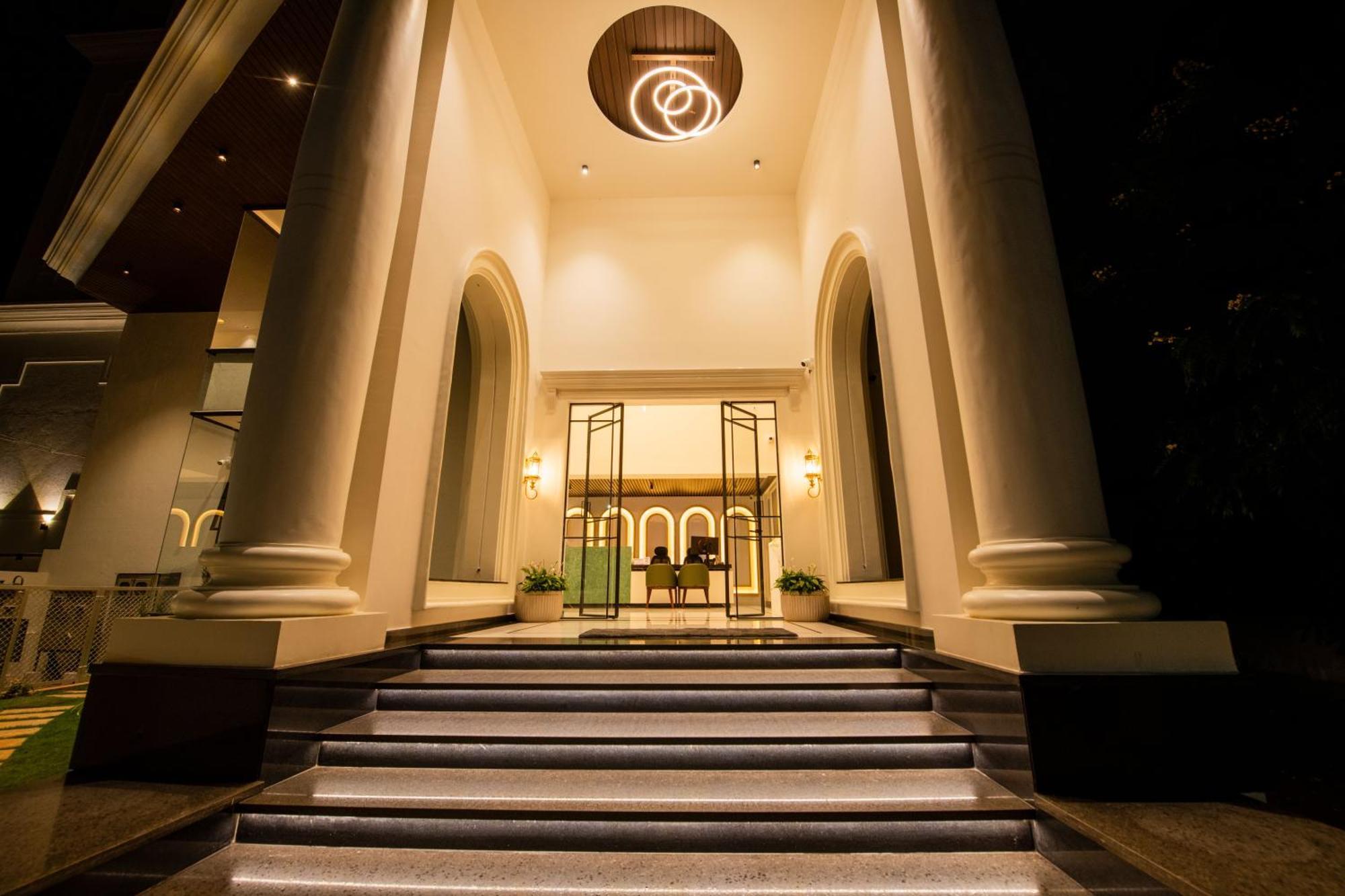 Hotel Mysore Radiance Exterior foto