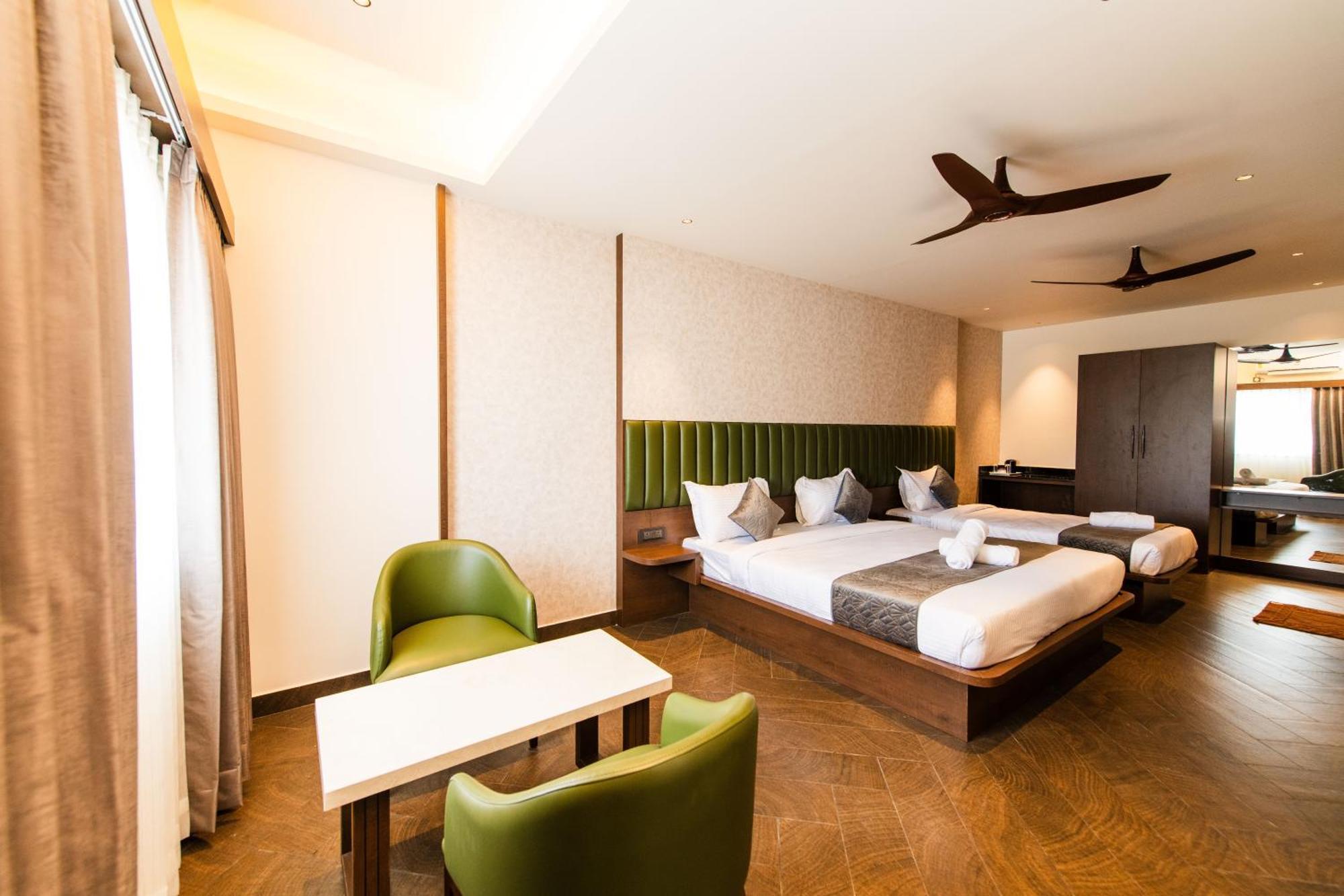Hotel Mysore Radiance Exterior foto