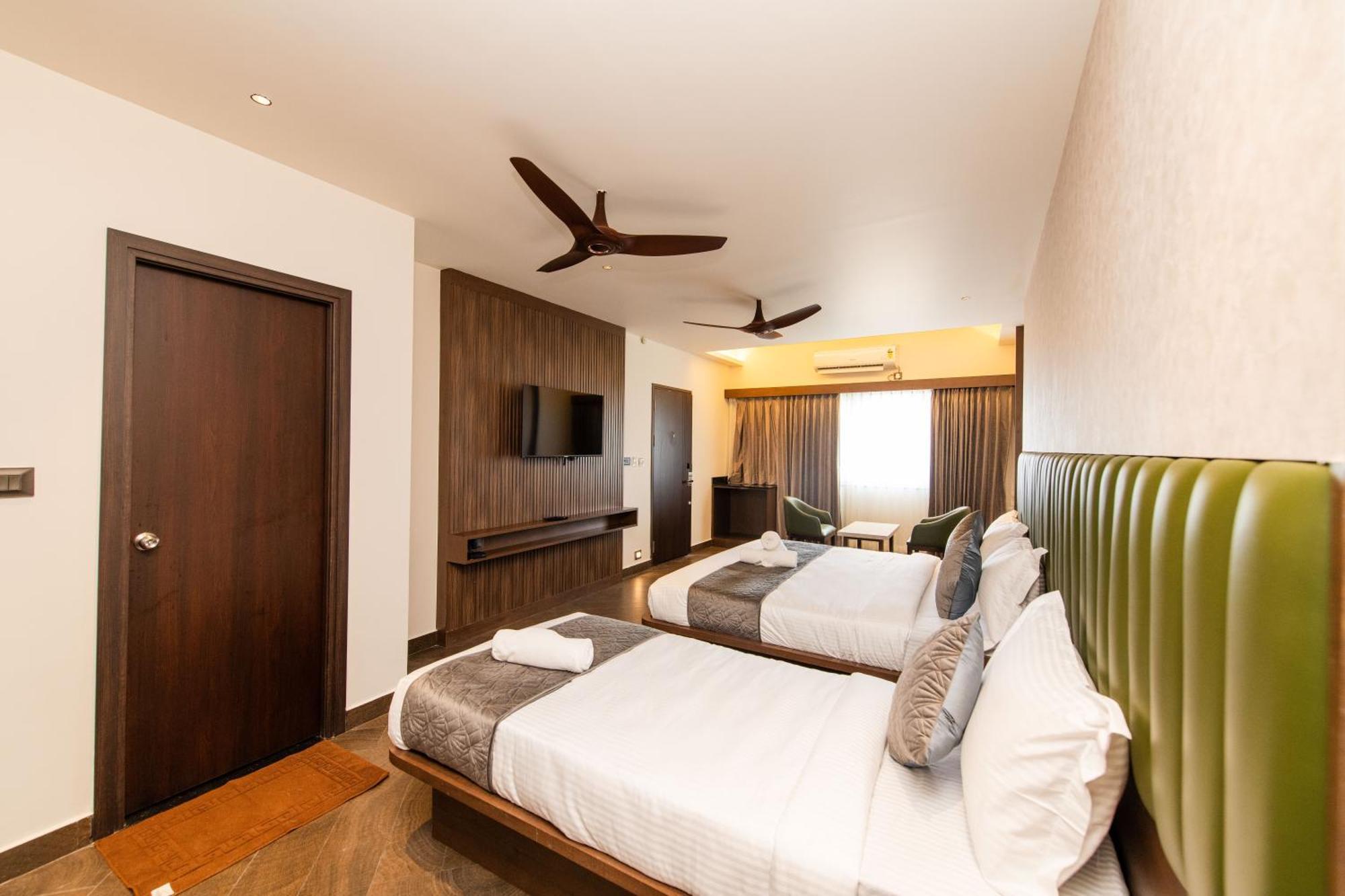 Hotel Mysore Radiance Exterior foto