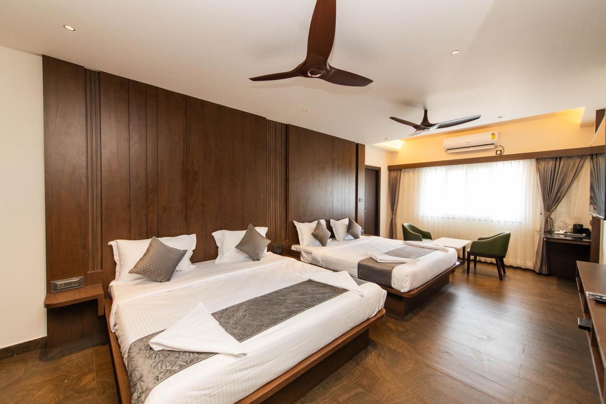Hotel Mysore Radiance Exterior foto