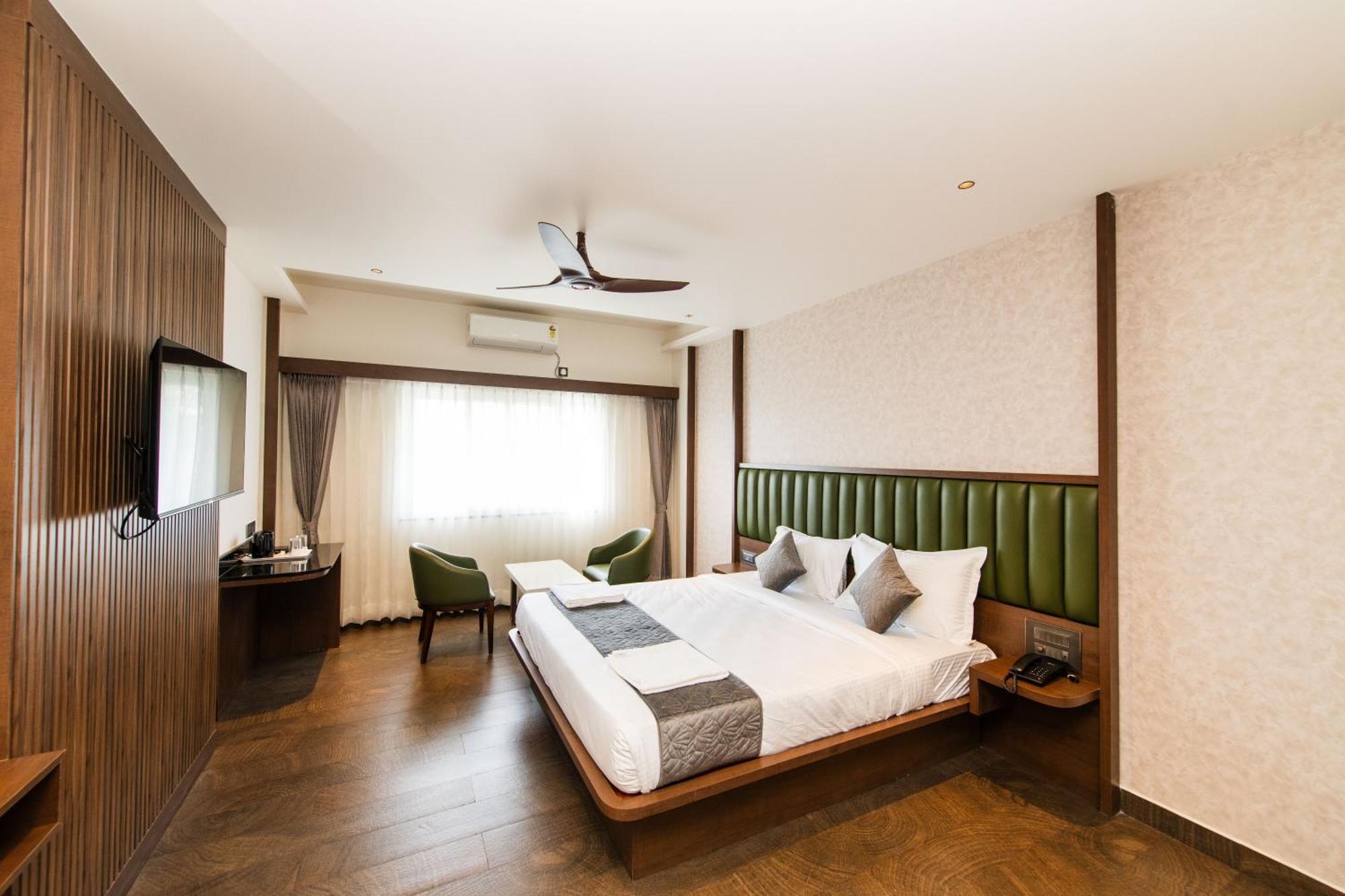 Hotel Mysore Radiance Exterior foto